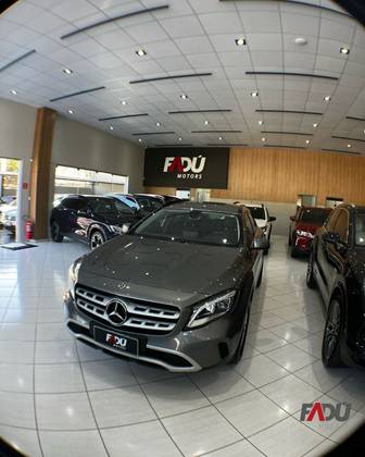 MERCEDES-BENZ GLA 200 1.6 CGI FLEX STYLE 7G-DCT MERCEDES-BENZ GLA 200 1.6 CGI FLEX STYLE 7G-DCT